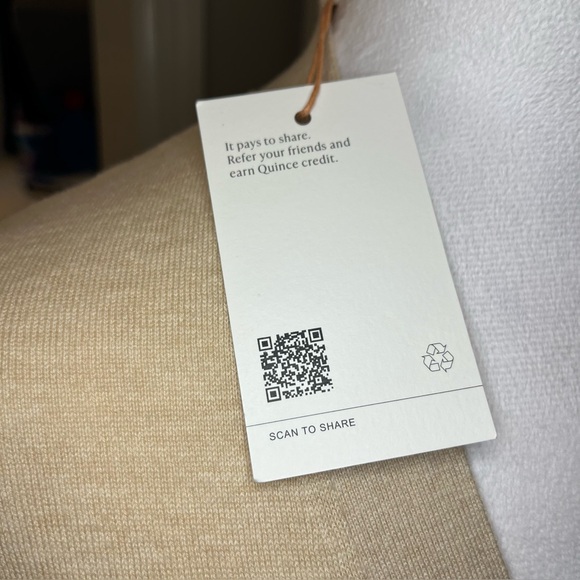 Quince NWT Lightweight Cotton Cashmere Blend Cream Button Cardigan, size M - Picture 8 of 12